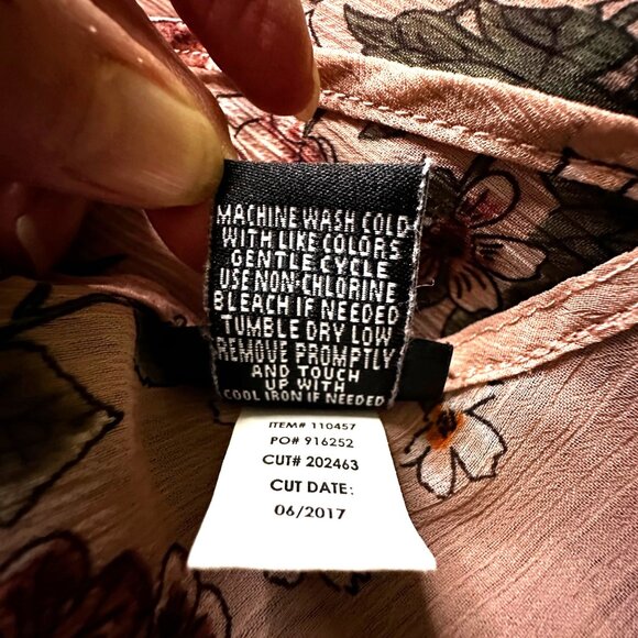 Floral Bell Sleeve Top Blush Pink Plus Size 3 By Torrid Lightweight Flowy Womens - Picture 8 of 8